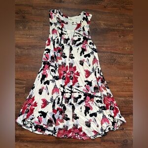 En Creme Floral Dress